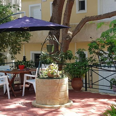 Kuris Studios & Apartments Vasilikí 외부 사진