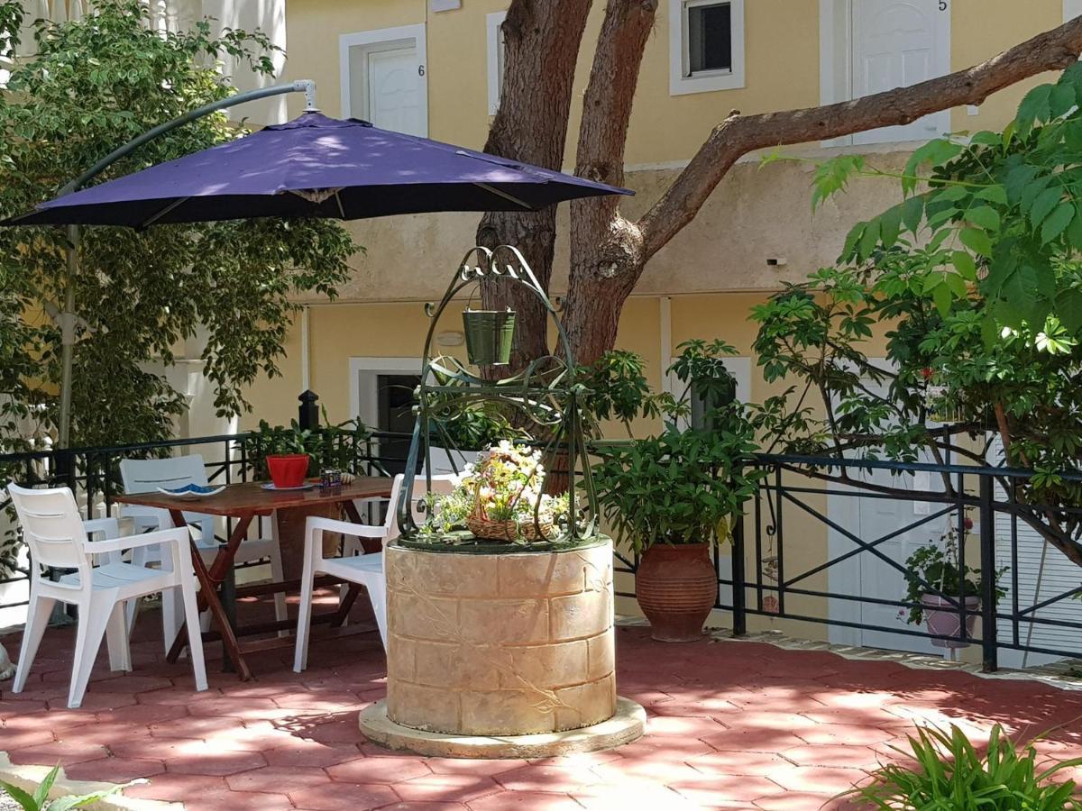 Kuris Studios & Apartments Vasilikí 외부 사진